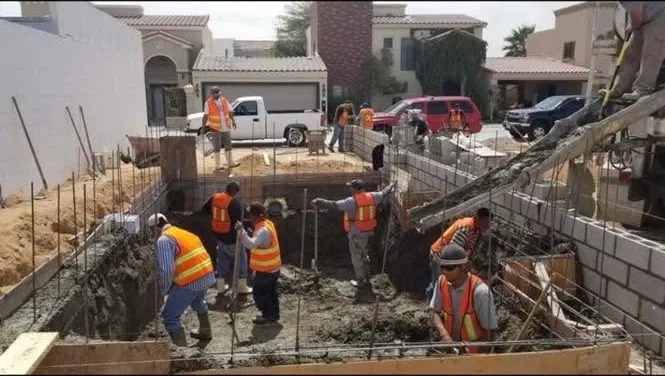 Alberca construida por Arma